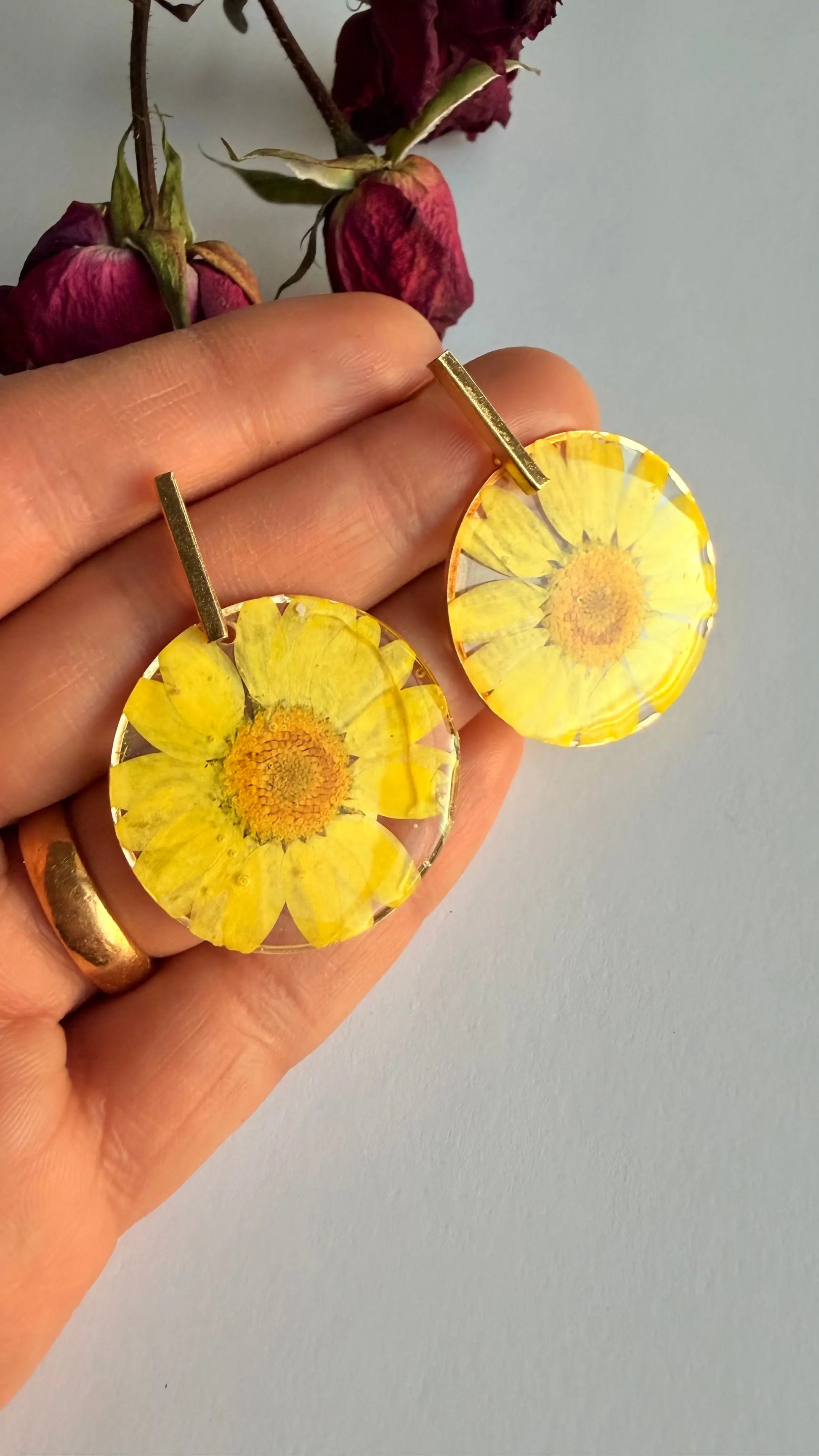 Daisy yellow hypoallergenic earrings MONICAZCOLLECTION LLC