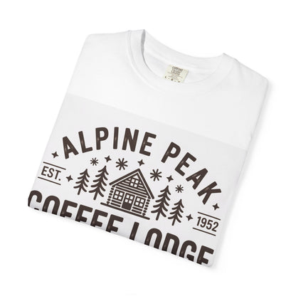 Alpine Peak Coffee Lodge T-Shirt, Cozy Graphic Tee for Coffee Lovers, Unisex Casual Wear, Gift for Outdoor Enthusiasts, Perfect for Fall