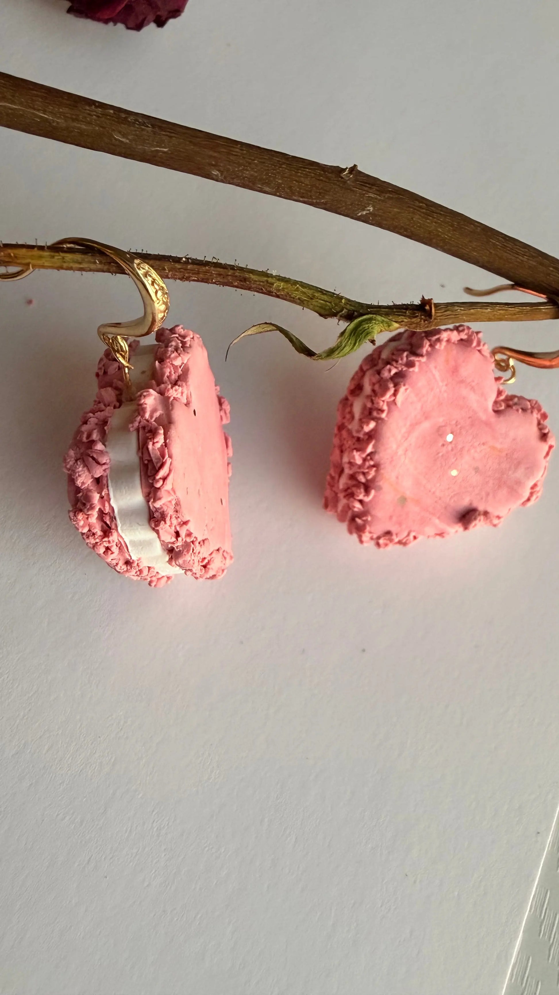 Pink macron hypoallergenic MONICAZCOLLECTION LLC