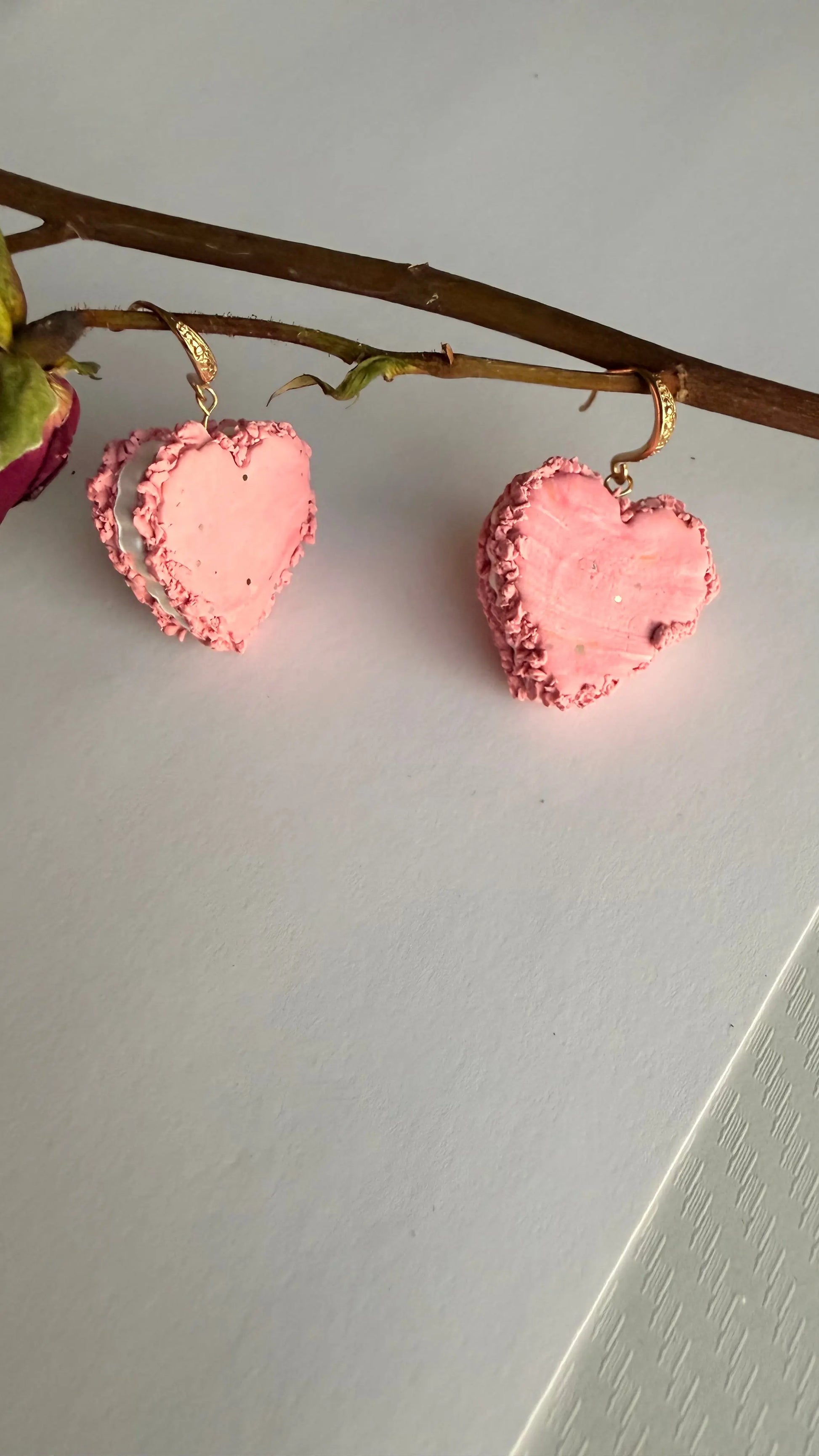Pink macron hypoallergenic MONICAZCOLLECTION LLC