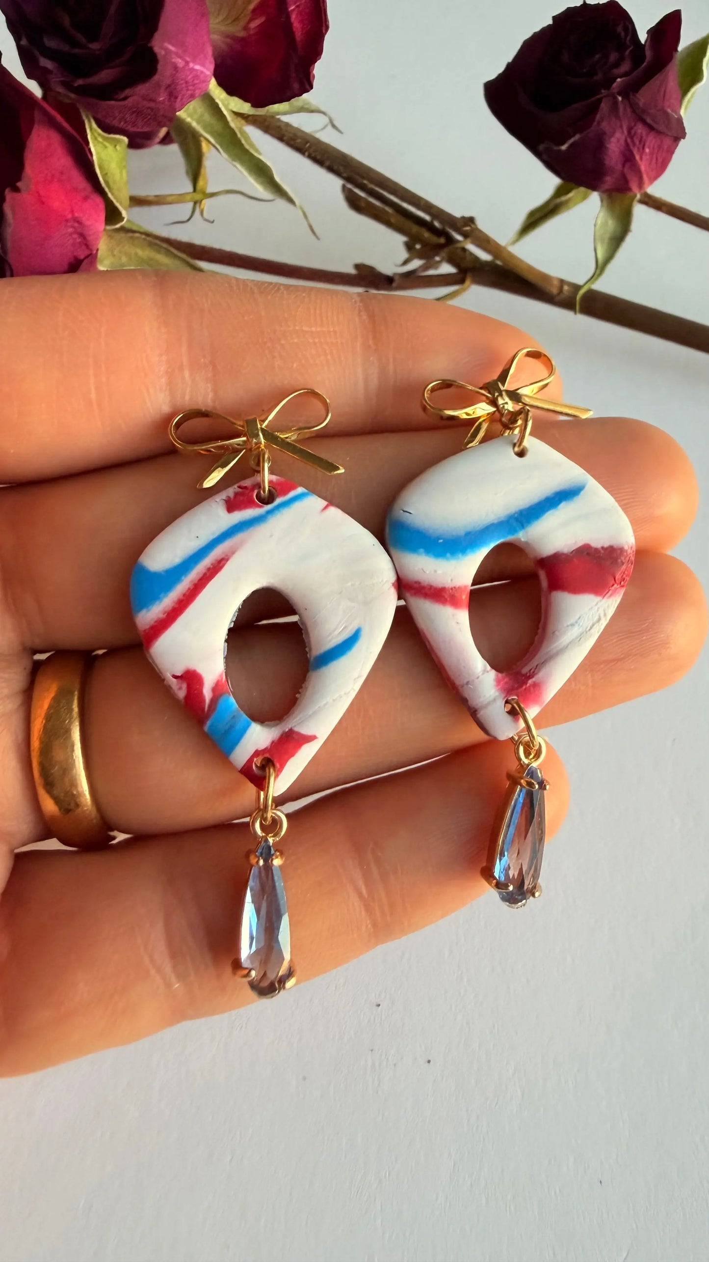 Limited edition hypoallergenic dangle MONICAZCOLLECTION LLC